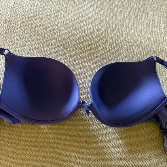 Victoria’s Secret push up Blue Women's Bra - Picture 3 of 4